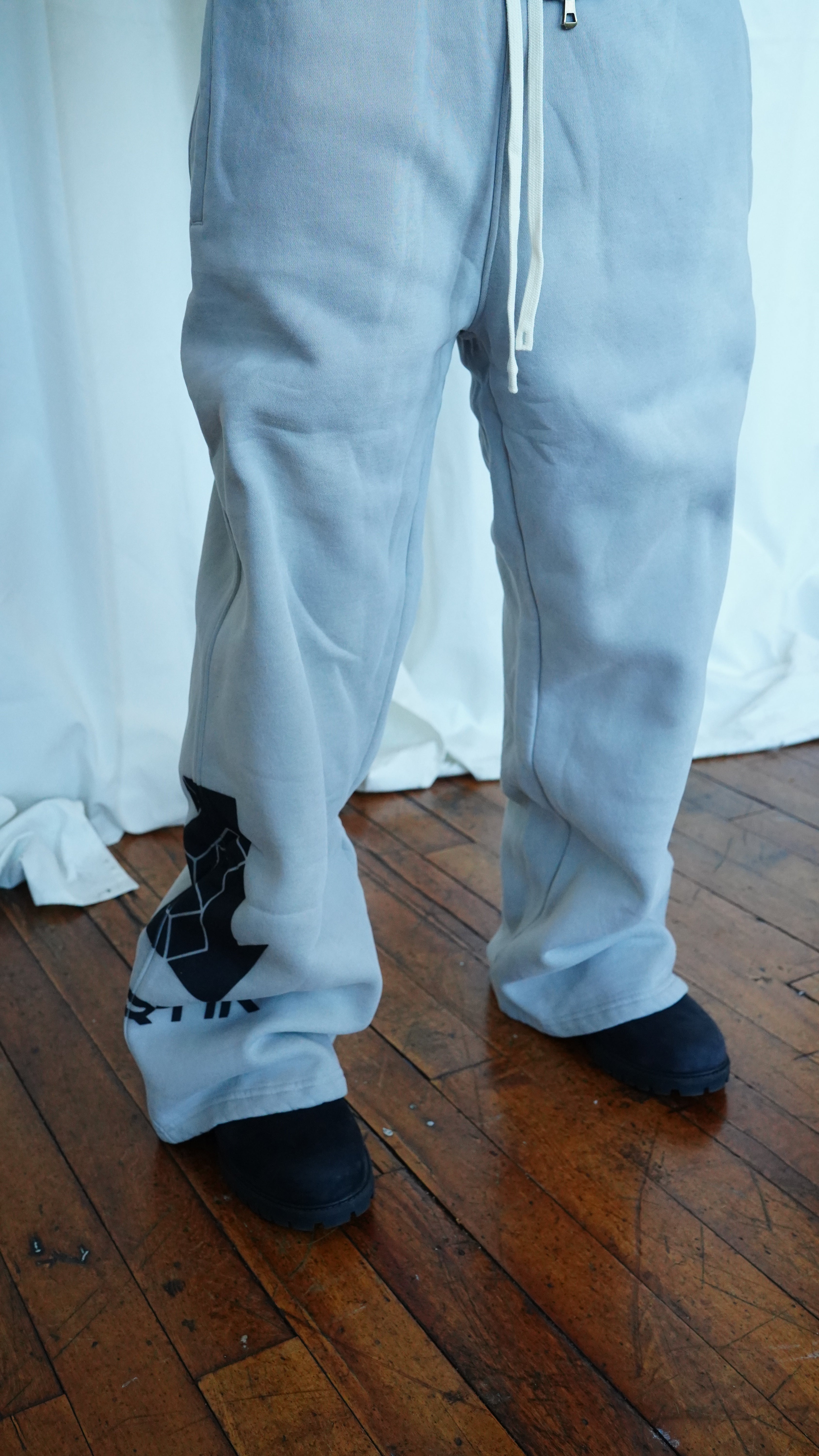 INERTIA Sweatpants — Gray